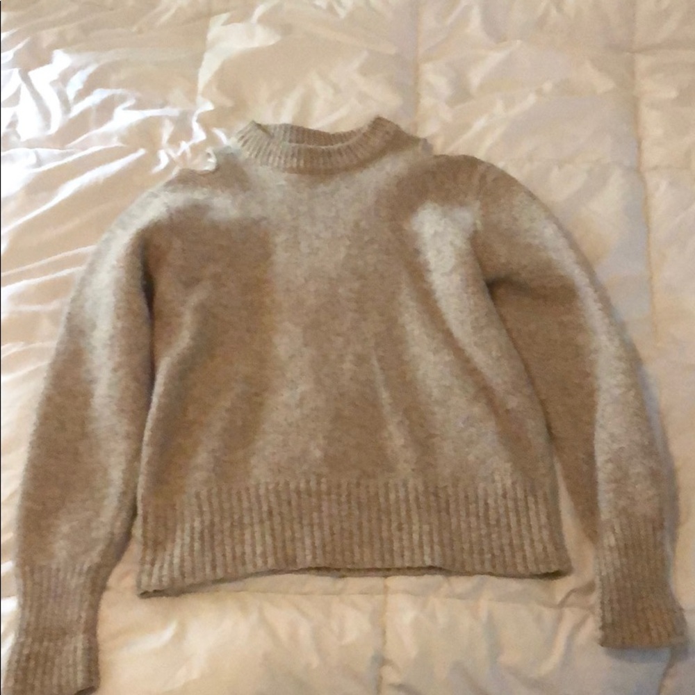 Urban outfitter sweater